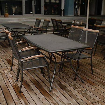 7 Days Hotel Kamyanets-Podilskyi Ngoại thất bức ảnh