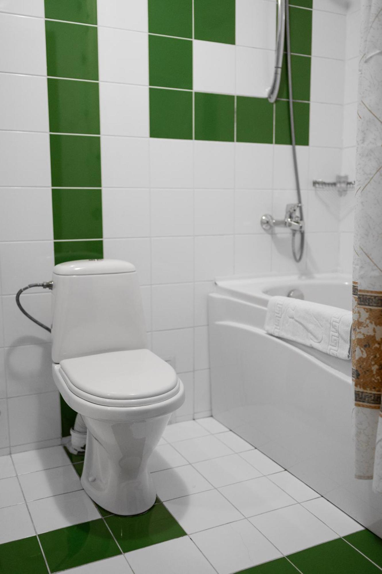7 Days Hotel Kamyanets-Podilskyi Ngoại thất bức ảnh