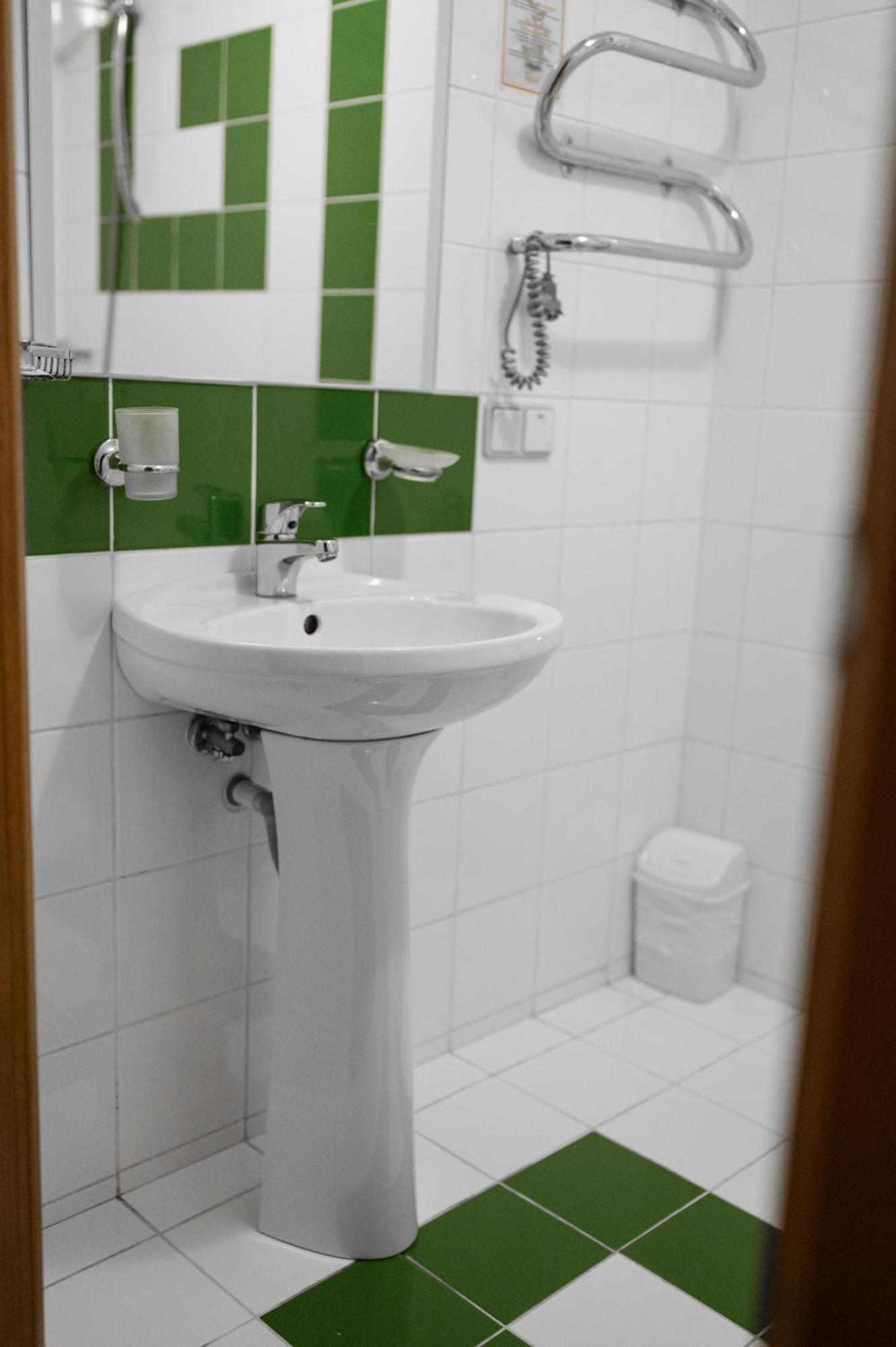 7 Days Hotel Kamyanets-Podilskyi Ngoại thất bức ảnh
