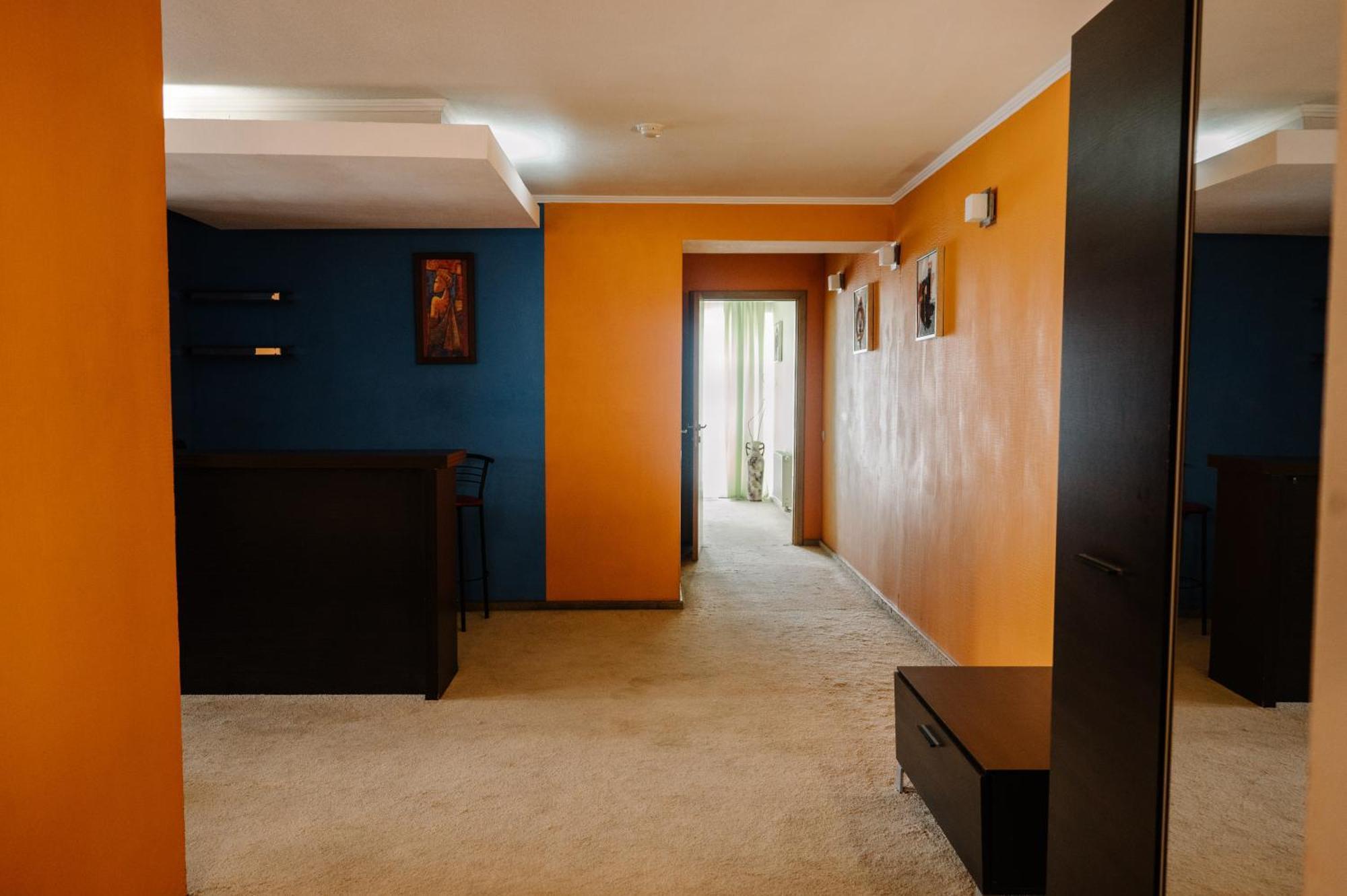 7 Days Hotel Kamyanets-Podilskyi Ngoại thất bức ảnh